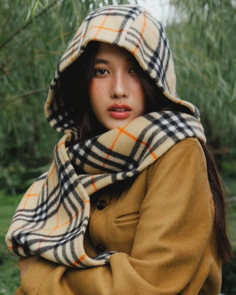 ngọc nữ thế hệ mới của thái lan khiến phóng viên nhận nhầm là jisoo tại met gala gu thời trang xứng danh nàng thơ valentino