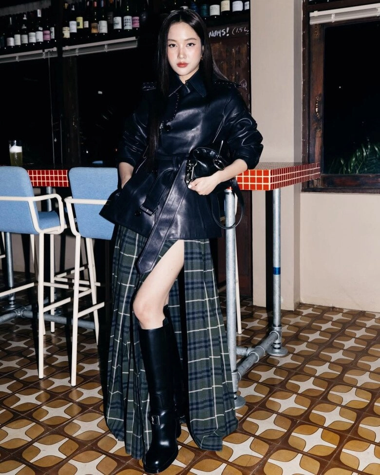 ngọc nữ thế hệ mới của thái lan khiến phóng viên nhận nhầm là jisoo tại met gala gu thời trang xứng danh nàng thơ valentino