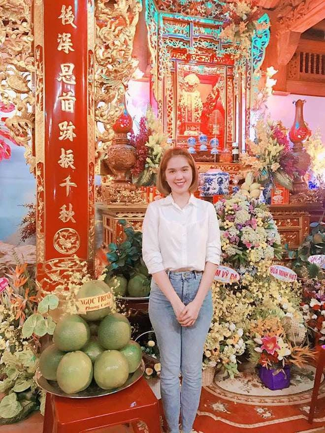 Ngọc trinh có thể thay túi tiền tỉ mỗi ngày nhưng chỉ xin trinh đừng thay đổi mái tóc này