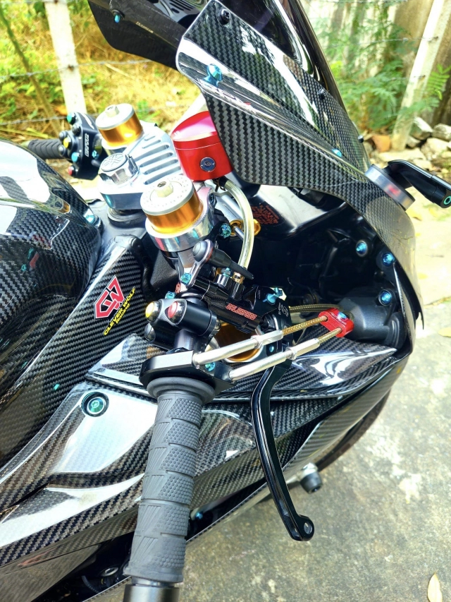 Ngựa hoàng yamaha r6 với gói trang bị full option đẹp không chỗ chê