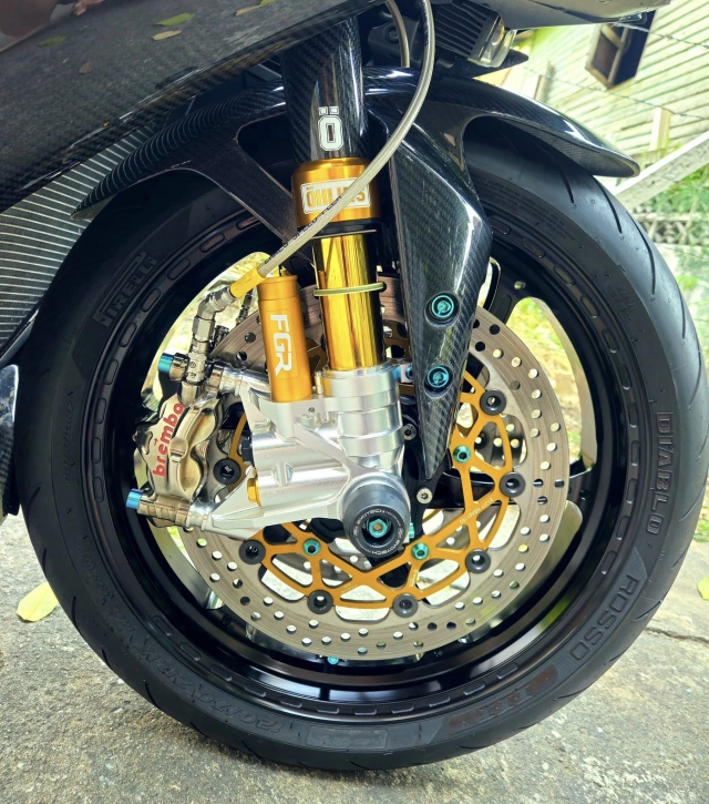 Ngựa hoàng yamaha r6 với gói trang bị full option đẹp không chỗ chê