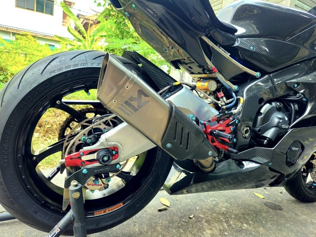 Ngựa hoàng yamaha r6 với gói trang bị full option đẹp không chỗ chê