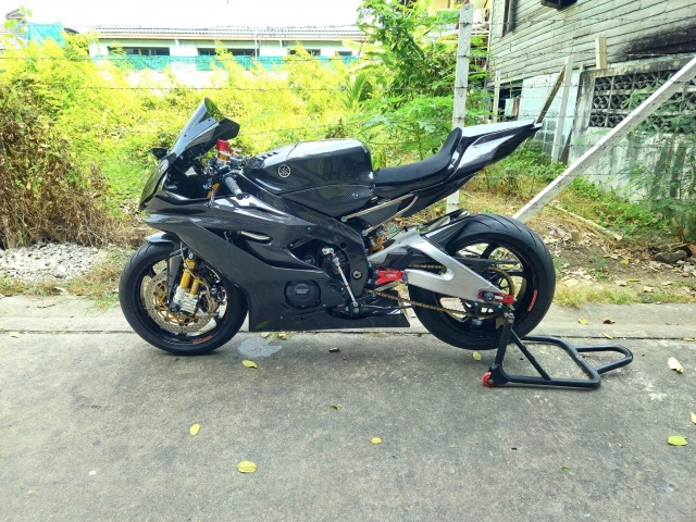 Ngựa hoàng yamaha r6 với gói trang bị full option đẹp không chỗ chê