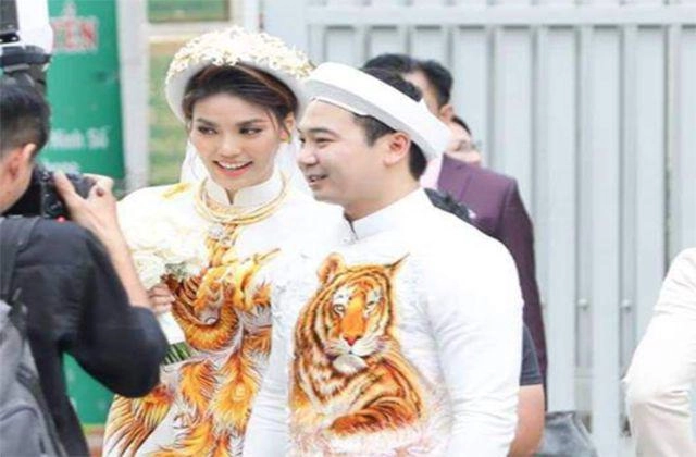 Nhan sắc kẻ 8 lạng người nửa cân của lan khuê và nhã phương ngày về nhà chồng