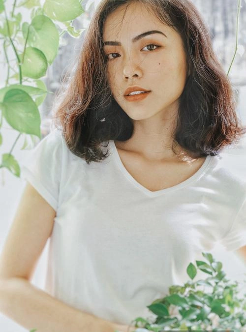 Nhờ cách trang điểm 2 cô nàng này được ví như bản sao của tăng thanh hà