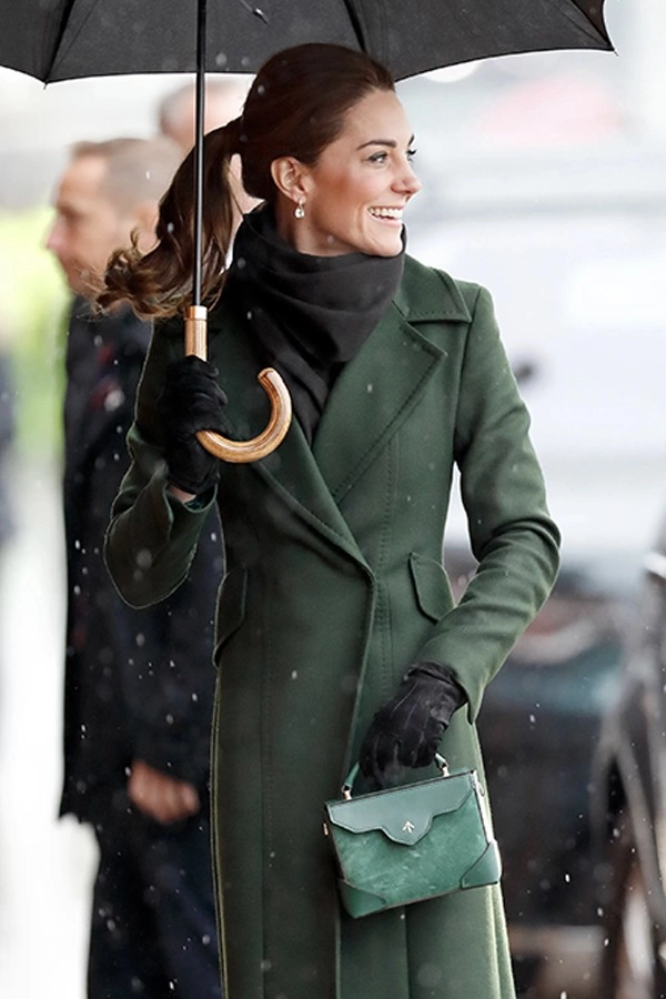 Những chiếc túi hiệu lạ lẫm trong bộ sưu tập của công nương kate middleton