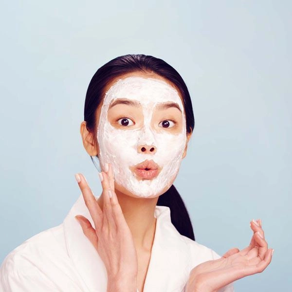 Nói không với mụn vào ngày đèn đỏ bằng những tuyệt chiêu sau đây