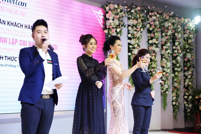 Nsưt trịnh kim chi lộng lẫy tham dự đại tiệc sinh nhật khủng của tmv rmeilan hà nội