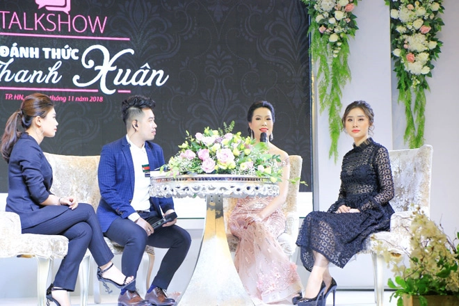 Nsưt trịnh kim chi lộng lẫy tham dự đại tiệc sinh nhật khủng của tmv rmeilan hà nội