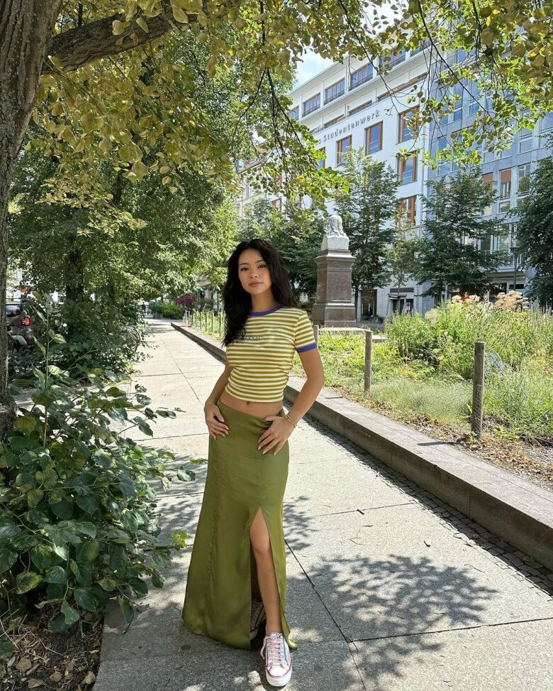 Nữ fashionista nấm lùn mách nhỏ chị em công thức lên đồ hack dáng mặc phong cách nào cũng hợp