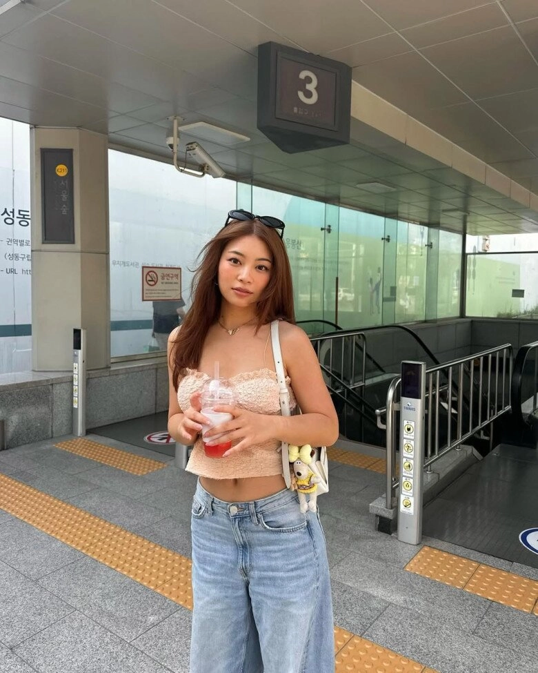 Nữ fashionista nấm lùn mách nhỏ chị em công thức lên đồ hack dáng mặc phong cách nào cũng hợp