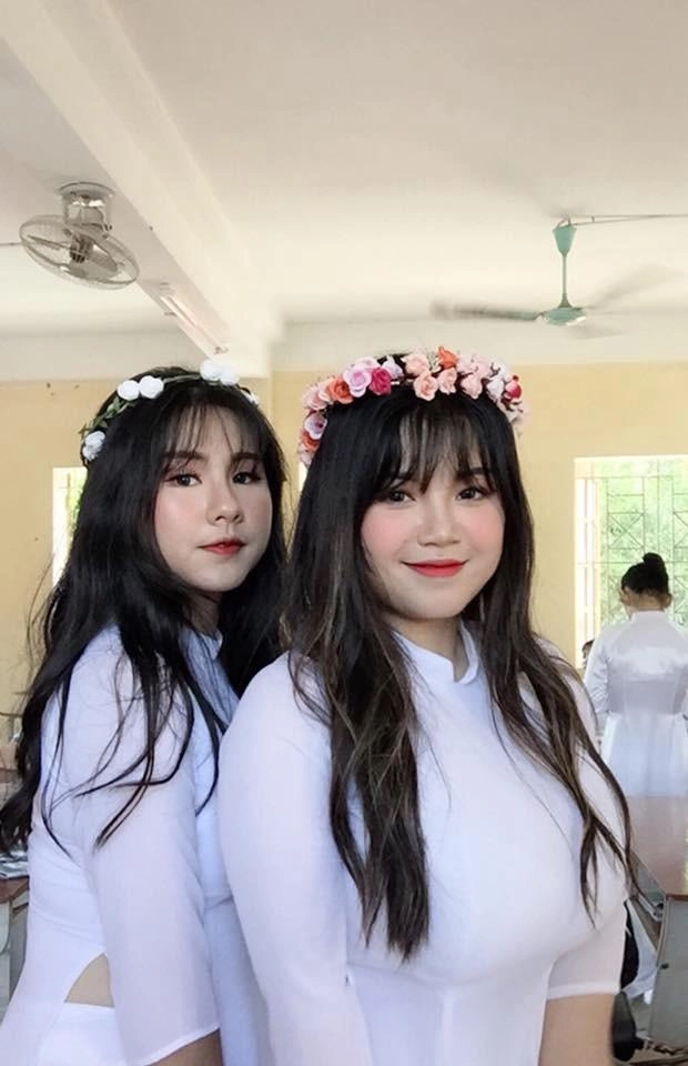 Nữ sinh hải dương vất vả chọn áo dài ngày tốt nghiệp vì vòng 1 hơn 110 cm