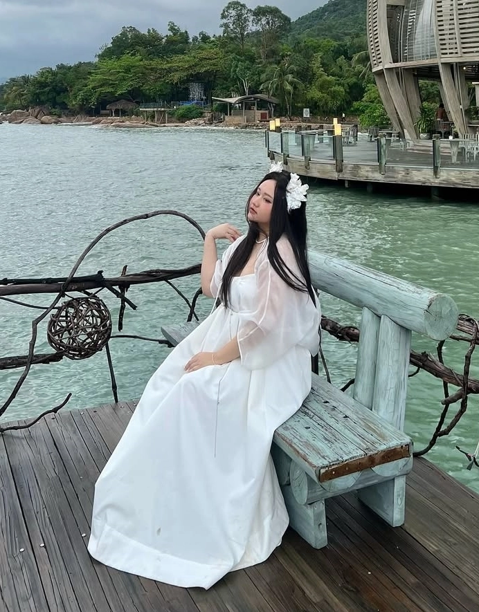 Phong cách trúc anh sau giảm 16 kg