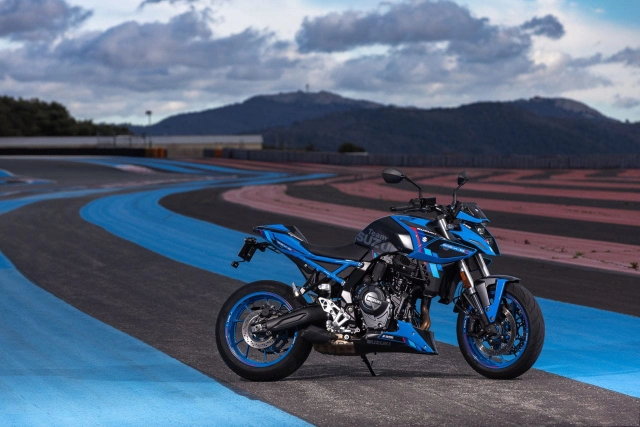 Ra mắt bộ phụ kiện tùy chọn suzuki gsx-8s team 2024