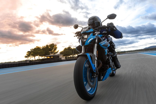 Ra mắt bộ phụ kiện tùy chọn suzuki gsx-8s team 2024