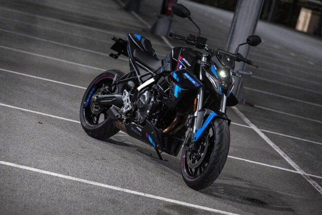 Ra mắt bộ phụ kiện tùy chọn suzuki gsx-8s team 2024