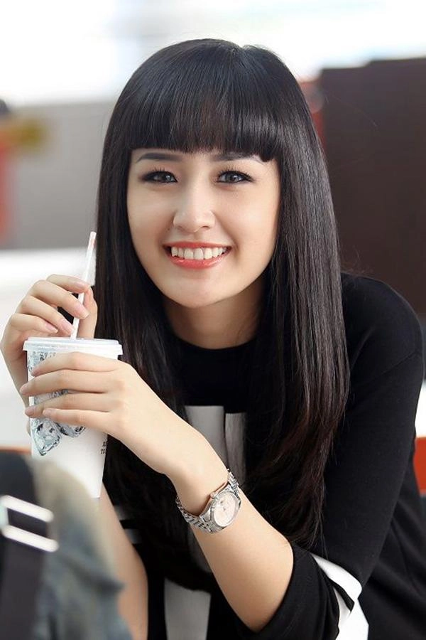 Sau bao nhiêu năm bây giờ mới biết lý do mai phương thuý trung thành với kiểu tóc này