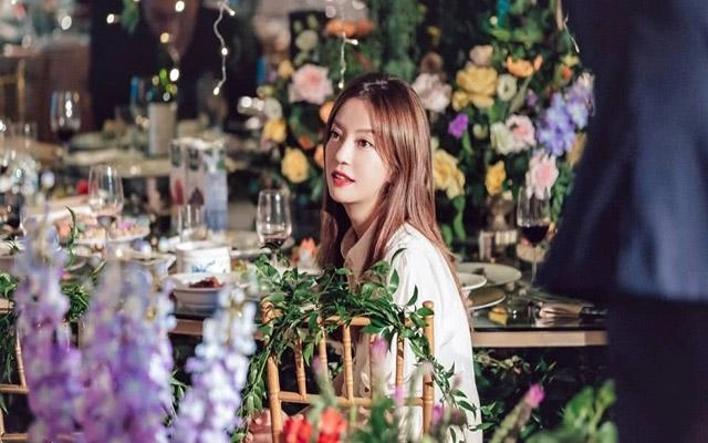 Sau bao nhiêu năm tiểu yến tử và hạ tử vy vẫn đẹp bất chấp giông bão