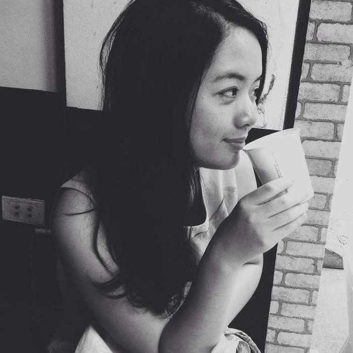 Sinh con được 2 tháng con gái nsưt chiều xuân khoe nhan sắc lộng lẫy hơn thời còn son rỗi