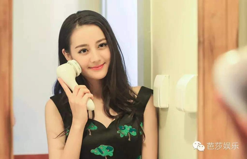 Soi sản phẩm dưỡng da tiền triệu của sao nữ châu á khiến chị em không khỏi ganh tị