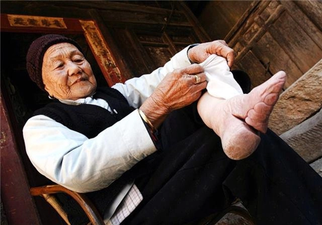 Sởn gai ốc với cách làm đẹp từng được phụ nữ xưa mê điên đảo nhất là kiểu số 6