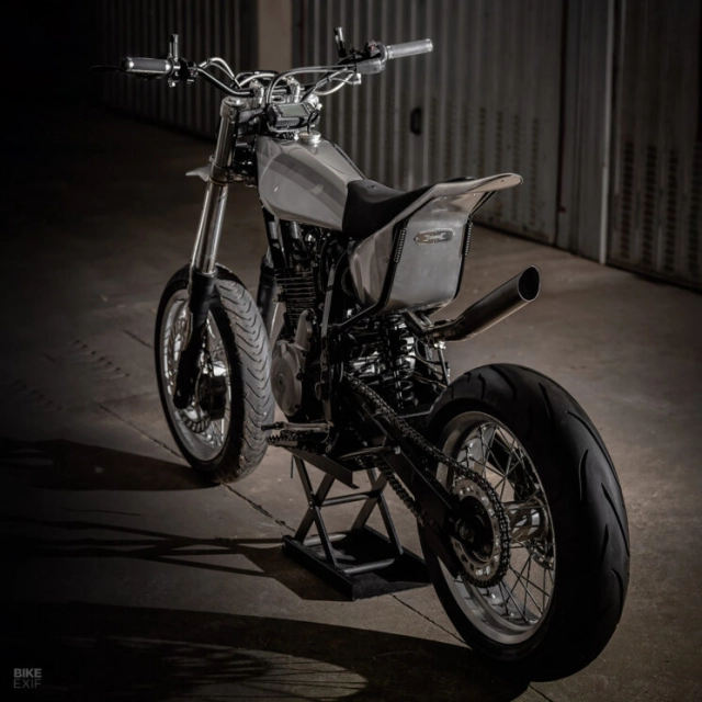 Supermoto beta m4 độ phong cách gọn gàng đến từ ý