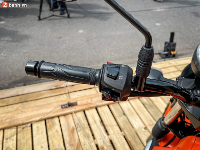 Tại sao yamaha pg-1 lại có giá bán đắt hơn sirius fi gần 10 triệu đồng