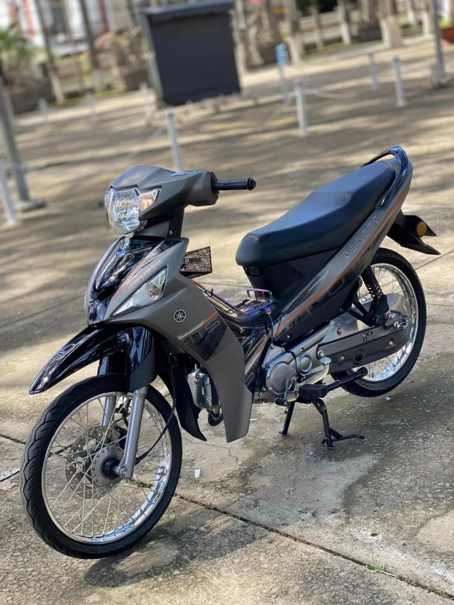 Tại sao yamaha pg-1 lại có giá bán đắt hơn sirius fi gần 10 triệu đồng