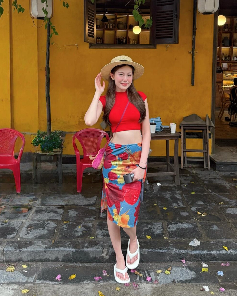 Tăng mỹ hàn nhận bão like khi diện đồ bình dân