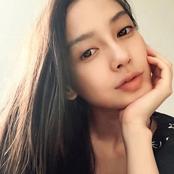 Thân hình cò hương nhưng nữ thần cổ trang angela baby vẫn có làn da đẹp chính nhờ thứ này