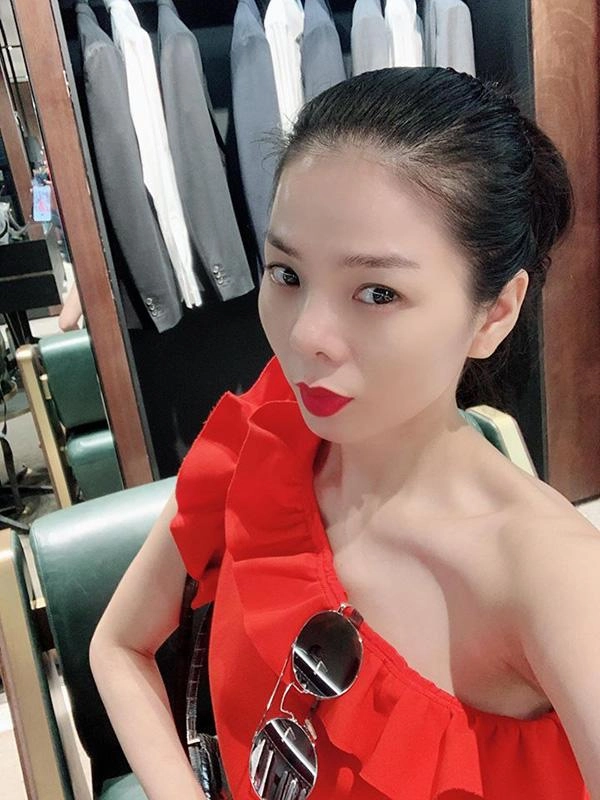 Tháo sụn mũi đã là gì đây mới là bước lên đời nhan sắc sáng suốt nhất của lệ quyên