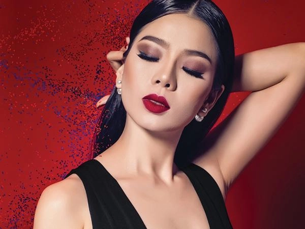 Tháo sụn mũi đã là gì đây mới là bước lên đời nhan sắc sáng suốt nhất của lệ quyên