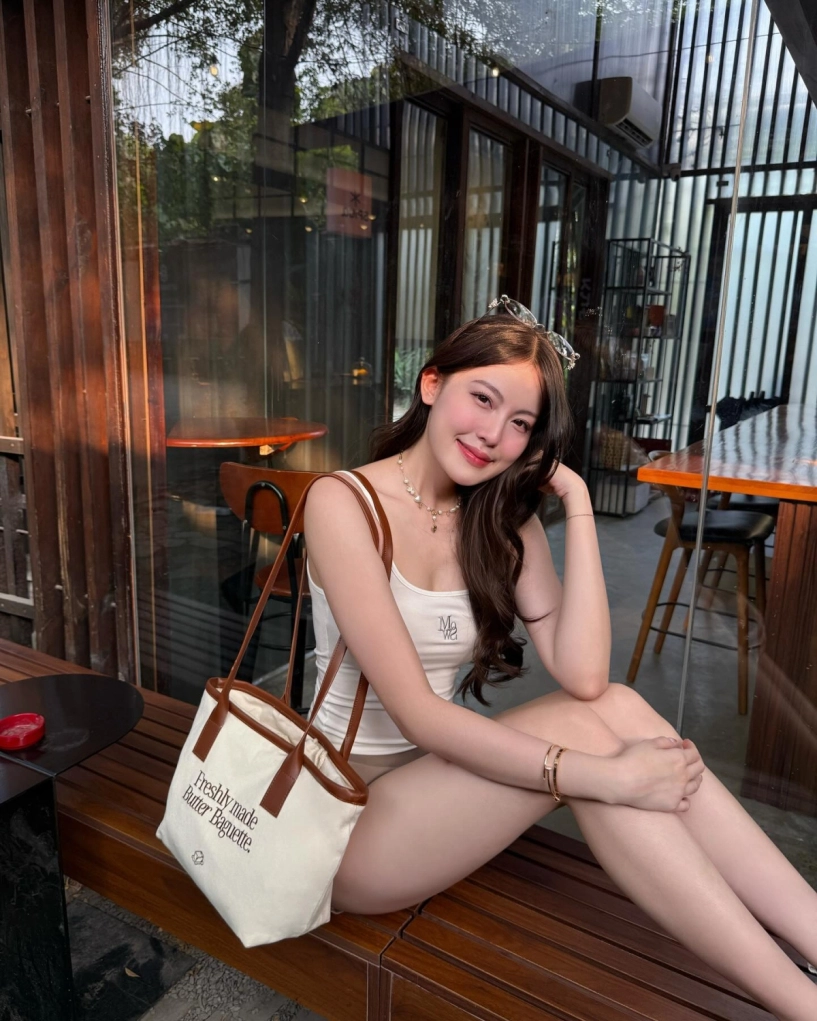 Thời trang khoe body của bạn gái hieuthuhai