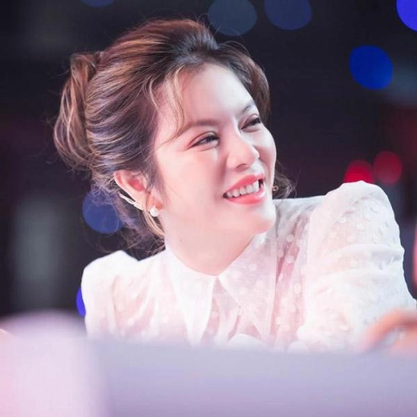 Thừa sắc để mặt mộc nhưng mỹ tâm lý nhã kỳ lại làm fan thất vọng vì tham son phấn