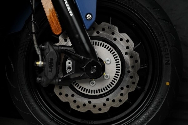 Tôi đã tìm thấy đối thủ nặng ký của honda forza 250 và yamaha xmax 250