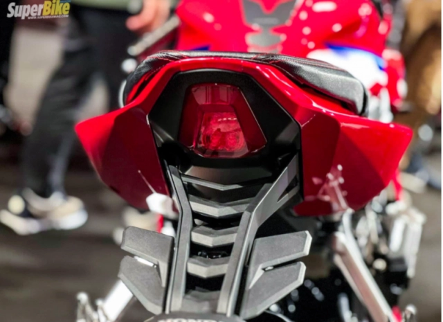 Tôi hào hứng khi biết giá bán của honda cbr650r và cb650r 2024 vừa ra mắt ở việt nam
