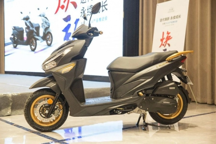 Trang bị hấp dẫn cùng với giá rẻ mẫu xe tay ga vsr hứa hẹn làm mưa làm gió nếu đem về việt nam