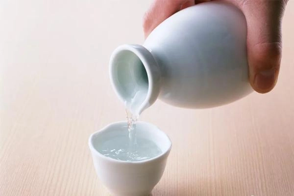 Từ kỹ nữ thành hoàng hậu triệu phi yến càng điên cuồng làm đẹp đến mức vô sinh