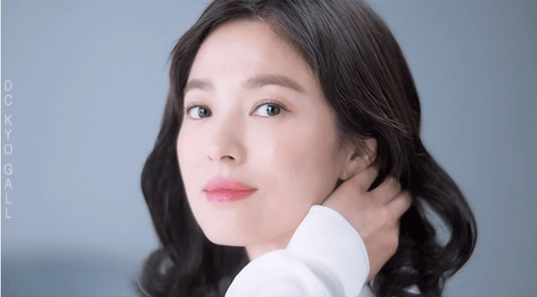 Tượng đài nhan sắc như song hye kyo cũng có khi phải muối mặt vì điểm này