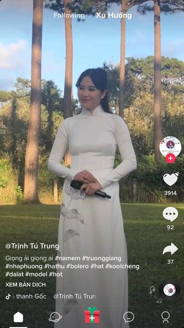 Vừa khoe giảm cân thành công nam em lại bị lộ gương mặt tròn trĩnh và thân hình 34 khúc