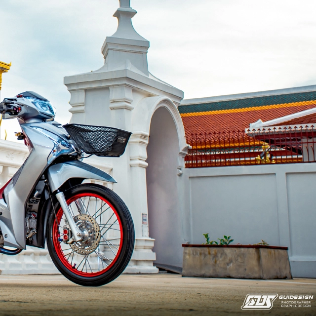 Wave 125i độ đẳng cấp của biker thái - hướng đến sắc đỏ để làm nổi tông màu xám