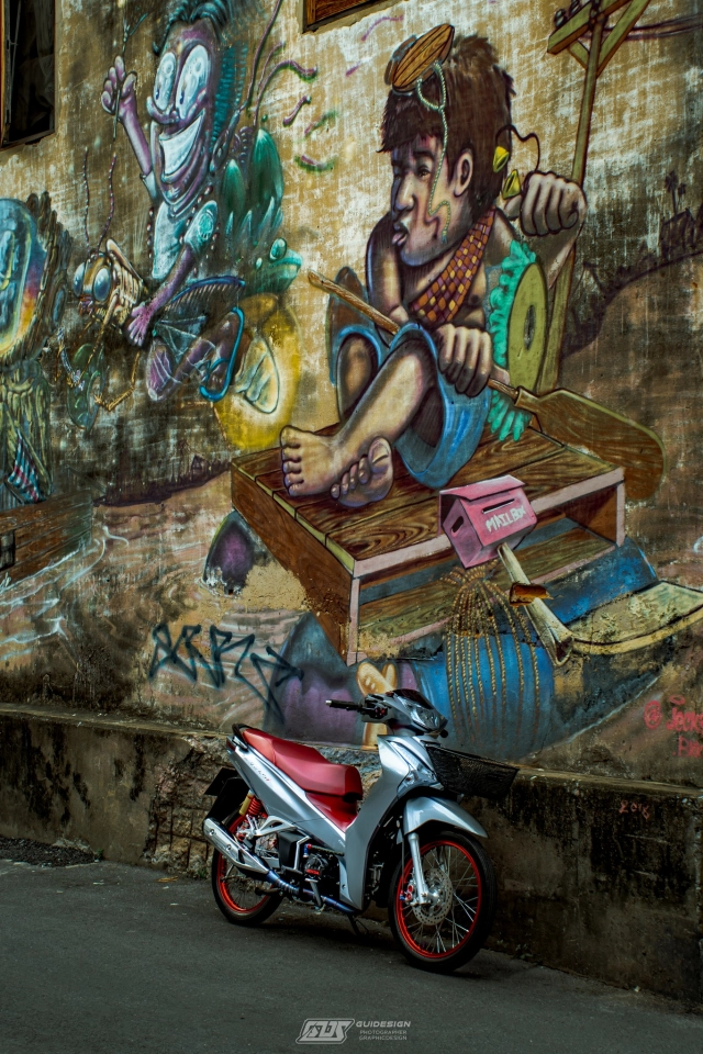 Wave 125i độ đẳng cấp của biker thái - hướng đến sắc đỏ để làm nổi tông màu xám