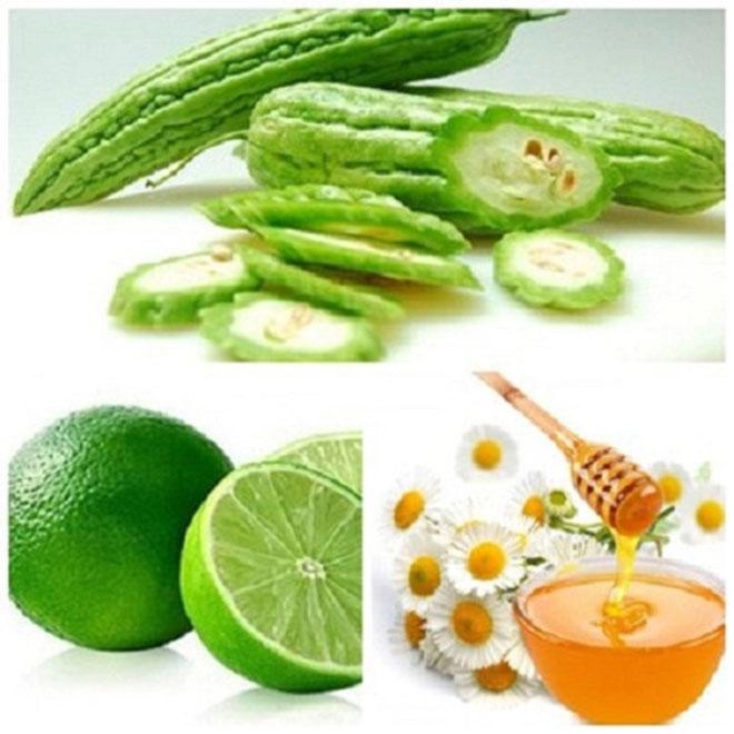 Xay mướp đắng rồi ép lấy làm đá viên thần dược nâng tông da-trị mụn siêu cấp