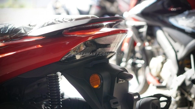 Xe tay ga 155cc mới của yamaha có giá chỉ 40 triệu