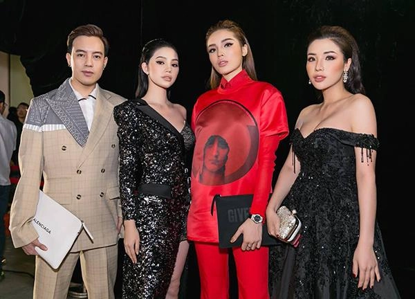 Xuất hiện hàng loạt phiên bản 123 kỳ duyên trở thành mỹ nhân được nhân bản nhiều nhất showbiz
