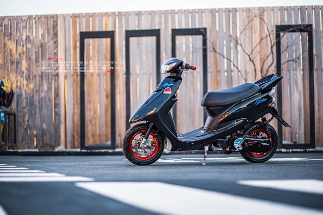 Yamaha jog sở hữu cùm ga tăng tốc trong suốt độc lạ thái lan
