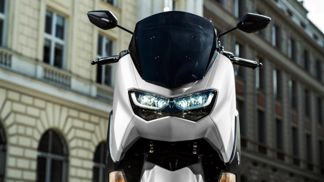Yamaha nmax 2024 vừa ra mắt phiên bản mới với giá bán choáng ngợp 120 triệu đồng