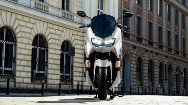 Yamaha nmax 2024 vừa ra mắt phiên bản mới với giá bán choáng ngợp 120 triệu đồng