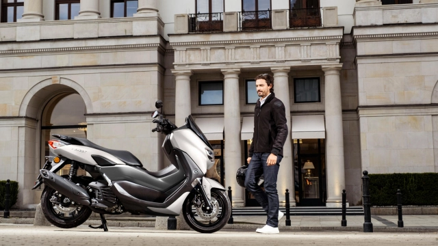 Yamaha nmax 2024 vừa ra mắt phiên bản mới với giá bán choáng ngợp 120 triệu đồng