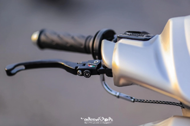 Yamaha nouvo thay đổi tất cả mọi thứ để đuổi kịp thời đại